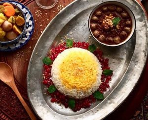 خورشت فسنجان با گوشت چرخ کرده قلقلی